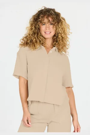 Cruz Funktionsshirt Melany aus atmungsaktivem Baumwollmaterial