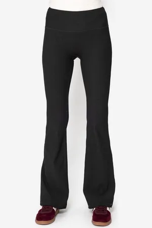 SASSYCLASSY Leggings Gerippte Sportleggings aus atmungsaktiven Material Figurbetonte High Waist Damen Leggings in Flare-Stil mit Rippstruktur - Verkäufer:
