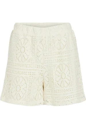 VILA Shorts Kurze Häkelspitze-Shorts mit Blumenmuster VIMERINDA CROCHET HW SHORTS - Verkäufer: ARIZONAS