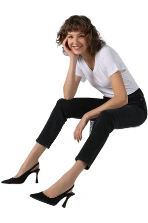 Colins Girlfriend-Jeans 703 Carla Slim Fit Damen-Jeanshose mit normaler Taille und geradem Bei - Verkäufer: MegaMerchant