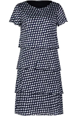 Betty Barclay Maxikleid Stufenkleid - Gerade - Verkäufer: Robert Ley Damen & Herrenmoden GmbH & Co KG