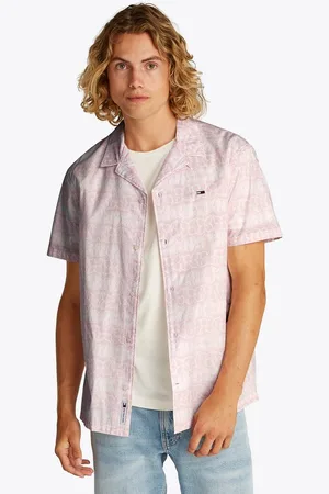 Tommy Hilfiger Kurzarmhemd TJM REG AOP SS SHIRT EXT mit sommerlichen Print