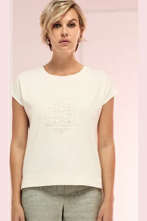 Bianca Rundhalsshirt JULIE mit Frontmotiv in Häkeloptik - Verkäufer: