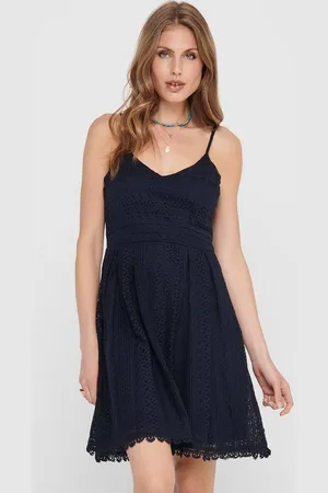 ONLY Trägerkleid ONLHELENA LACE S/L SHORT DRESS WVN mit Spitzen-Detail