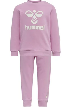 Hummel Trainingsanzug - Verkäufer: 247Group GmbH