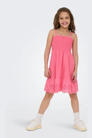 ONLY Trägerkleid KOGLOU LIFE EMB SMOCK DRESS WVN