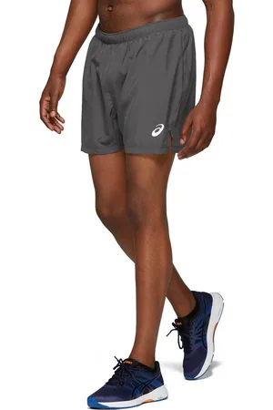 Asics Laufshorts SILVER 5in SHORT Men 2011A017-021 weite Laufhose in dark grey - Verkäufer: Lauflust Sportartikel