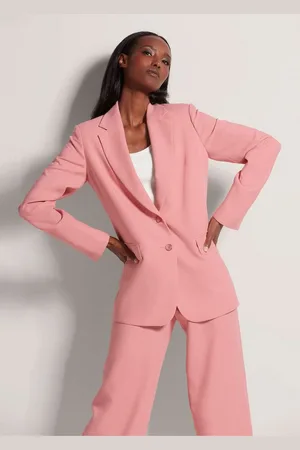 Madeleine Kurzblazer Einreihiger Blazer mit Stretchanteil - Verkäufer: Premio Fashion GmbH