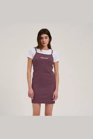 Santa Cruz Trägerkleid STRIP LOGO EMB DRESS (1-tlg)