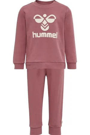 Hummel Trainingsanzug - Verkäufer: 247Group GmbH