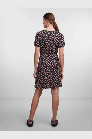 Pieces® Cocktailkleid Emanuelle (1-tlg) Wickel-Design - Verkäufer: Mary & Paul