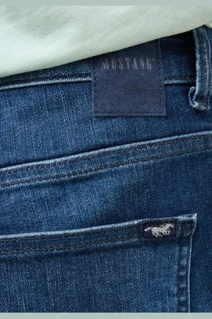 Mustang Shorts Damen Style Bermuda
