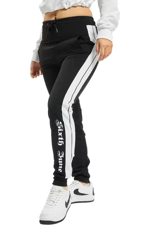Sixth June Damen Jogging-Hose mit Logo-Print am linken Bein Sport-Hose mit kontrastierenden Streifen Fitness-Hose 32725 Schwarz