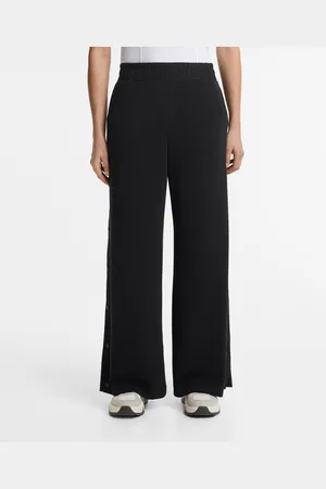 Oysho Weite, Gerade Geschnittene Hose Mit Knöpfen Und Modal Mit Weichem Griff