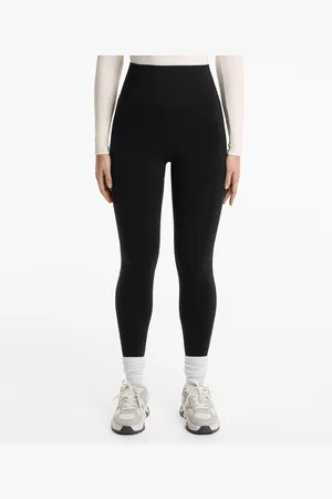 Oysho Knöchellange Super High Rise Seamless-Leggings In Extra Warm Qualität, 70 Cm