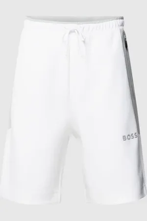 HUGO BOSS Shorts mit Label-Applikation Modell 