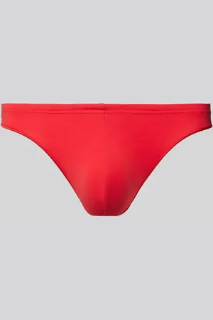 Hom String in unifarbenem Design Modell 