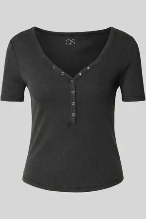 QS by s.Oliver T-Shirt mit V-Ausschnitt Modell 