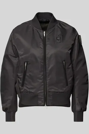 Blauer Bomberjacke mit Reißverschlusstaschen Modell 