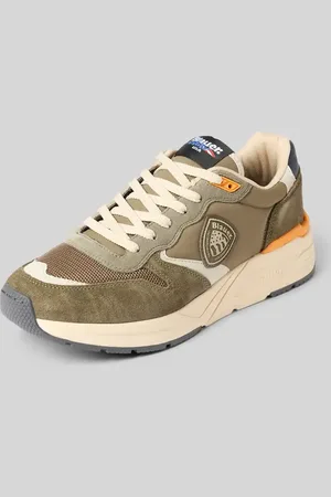 Blauer Sneaker mit Kontrastbesatz Modell 