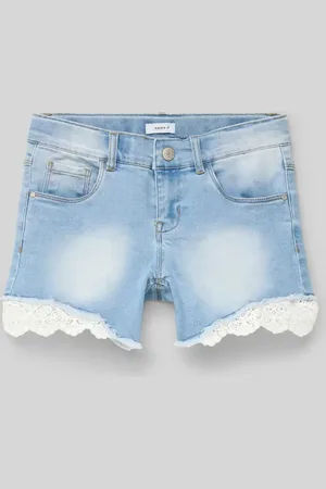 NAME IT Slim Fit Jeansshorts mit Spitzenbesatz Modell 