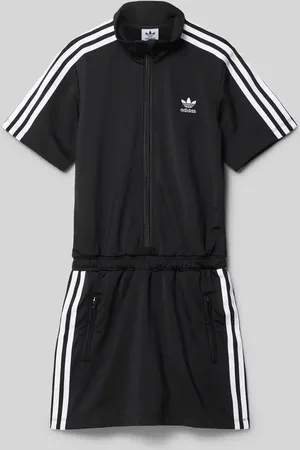adidas T-Shirt-Kleid mit Reißverschlusstaschen in , Größe 140
