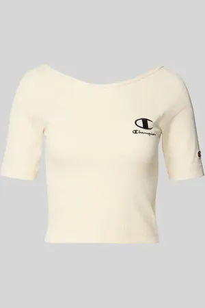 Champion Fitted Fit Crop Shirt mit Label-Stitching in , Größe L