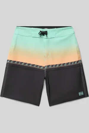 Billabong Straight Leg Badehose mit Label-Details Modell 