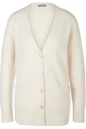 include Strickjacke