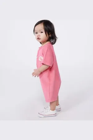 Petit Bateau Baby-Kurzoverall aus einfarbigem Baumwoll-Frottee mit Aufnäher