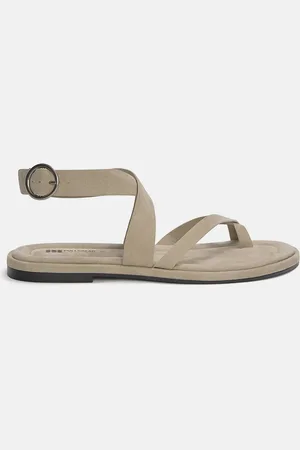 Pull&Bear Flache Riemchensandalen