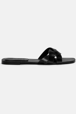 Pull&Bear Flache Sandalen Mit Überkreuzten Riemen