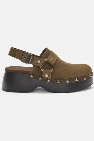 Pull&Bear Lederclogs Mit Schnalle