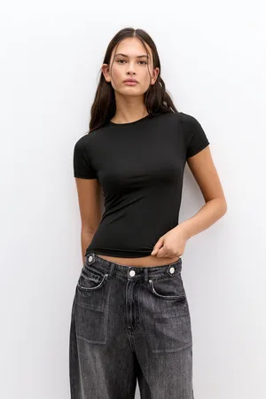 Pull&Bear T-Shirt Aus Polyamid Mit Kurzen Ärmeln