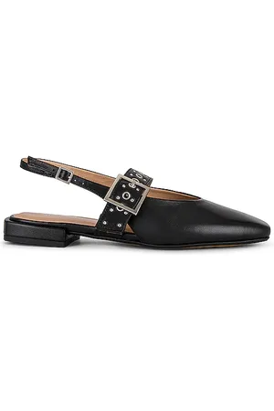 Intentionally blank Pearl Flat in . Size 36, 39.