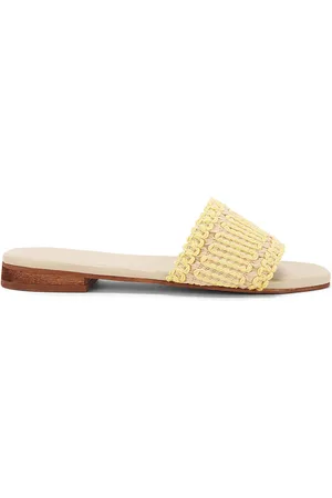 KAANAS SANDALE AYLA in . Size 11, 5.