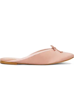 Raye FLACH AVERY in . Size 8.5, 9.5.