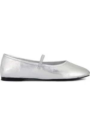 Raye FLACH JOLIE in . Size 6.5, 7.5.