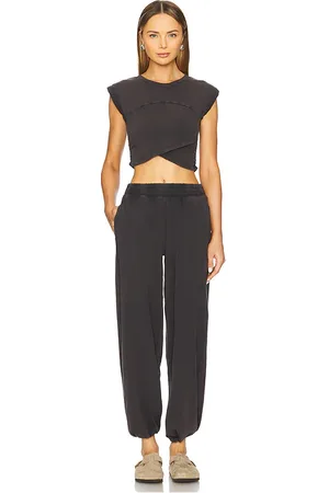Free People SET FP MOVEMENT HOT SHOT CROSS OVER in . Size M.