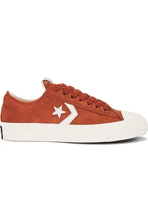 Converse SNEAKERS OX in . Size M10 / W11.5, M10.5 / W12, M11 / W12.5, M11.5 / W13, M12 / W13.5, M8 / W9.5, M8.5 / W10, M9 / W10.5, M9.5 / W11.