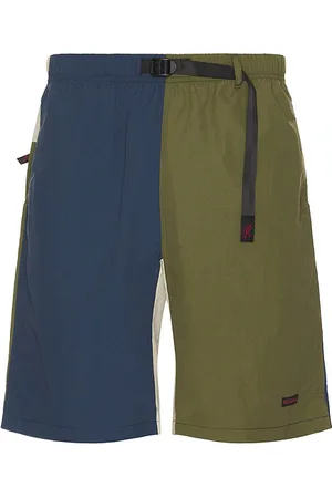 Gramicci SHORTS NYLON in . Size M, S, XL/1X.
