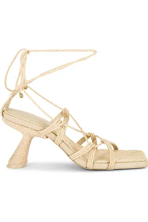 Cult Gaia Raisa Sandal in . Size 38, 39.