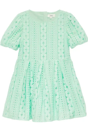 QS by s.Oliver Kurzes Kleid aus Spitze mit elastischen Bündchen an den Ärmeln, Kinder