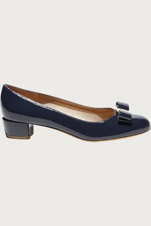 Salvatore Ferragamo Damen Vara Pumps Größe 34.5