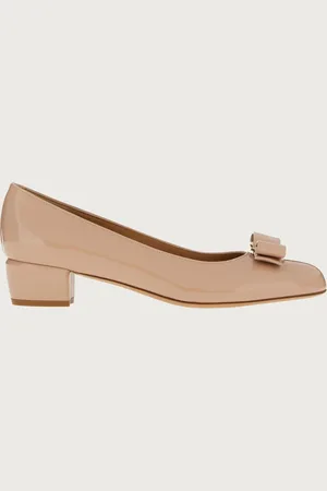 Salvatore Ferragamo Damen Vara Pumps Größe 35