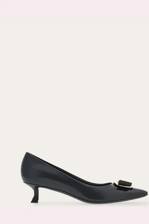 Salvatore Ferragamo Damen New Vara Plate Pumps Größe 34.5