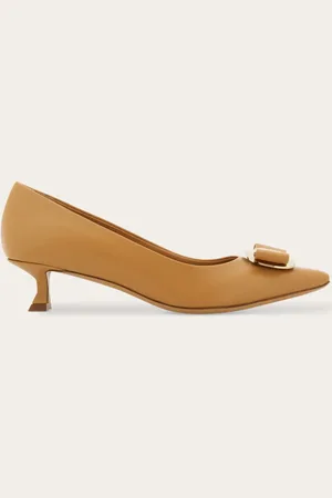 Salvatore Ferragamo Damen Pumps New Vara Plate Größe 34.5