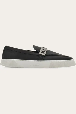 Salvatore Ferragamo Herren Hybrid-Sneaker mit Hug Spange Größe 39.5