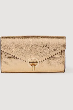 Sandro Pochette aus goldfarbenem Leder
