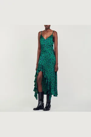 Sandro Kleid mit Schlitz und Leopardenprint